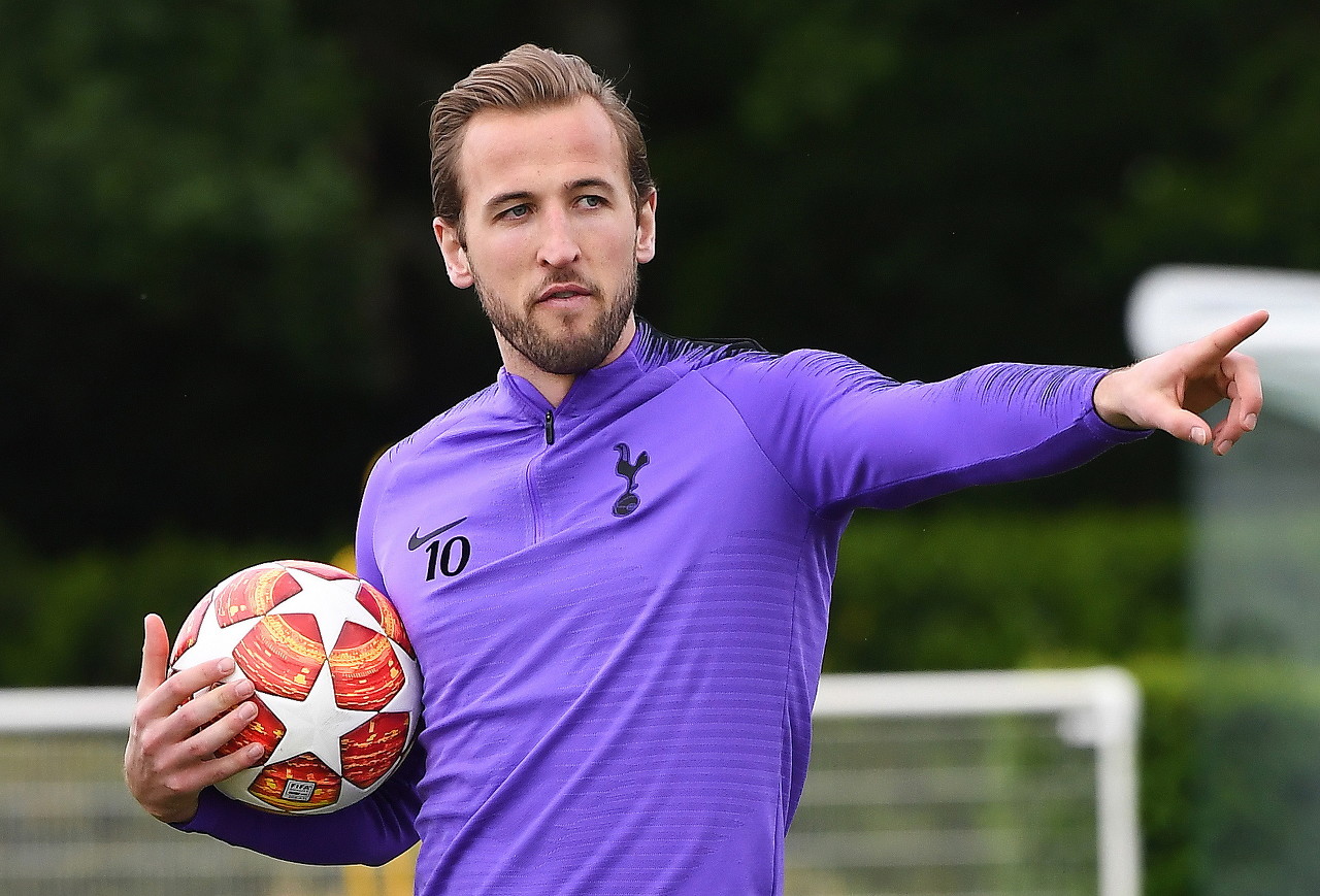 着无数期待 着无数期待